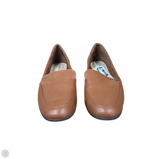 Shoes Flats By Liz Claiborne In Brown, Size: 7.5