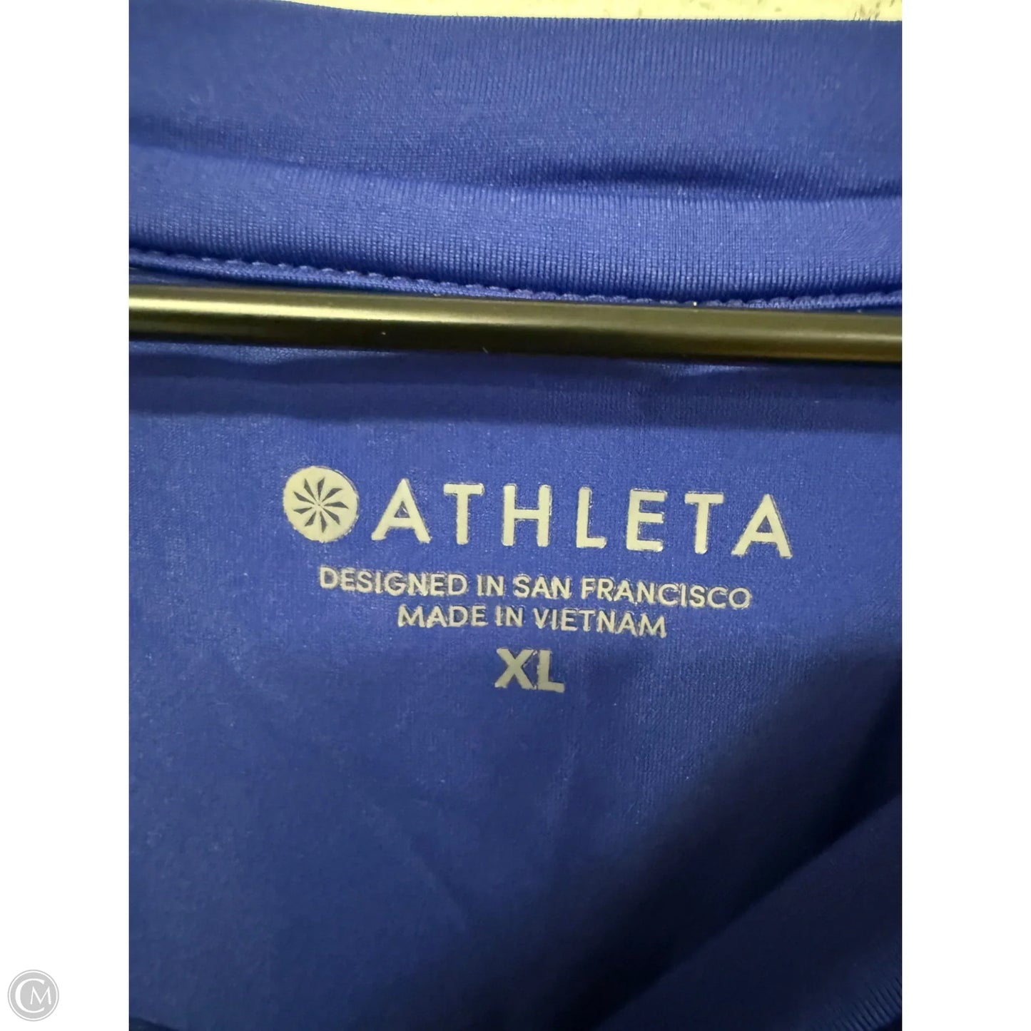 Athletic Top Long Sleeve Crewneck By Athleta In Blue, Size: Xl