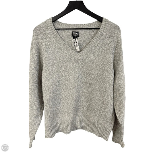 Sweater By Eddie Bauer In Grey, Size: S