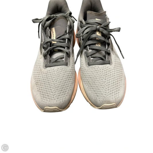 Shoes Athletic By Brooks In Grey & Pink, Size: 8
