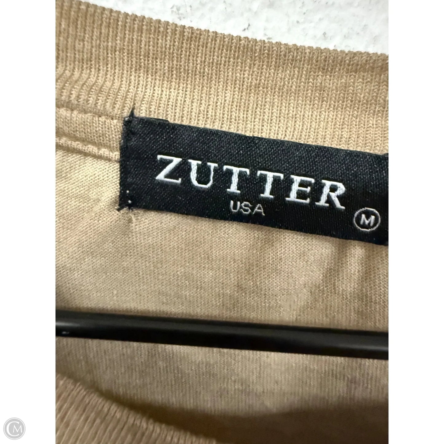 Top Short Sleeve By Cmc In Beige, Size: M