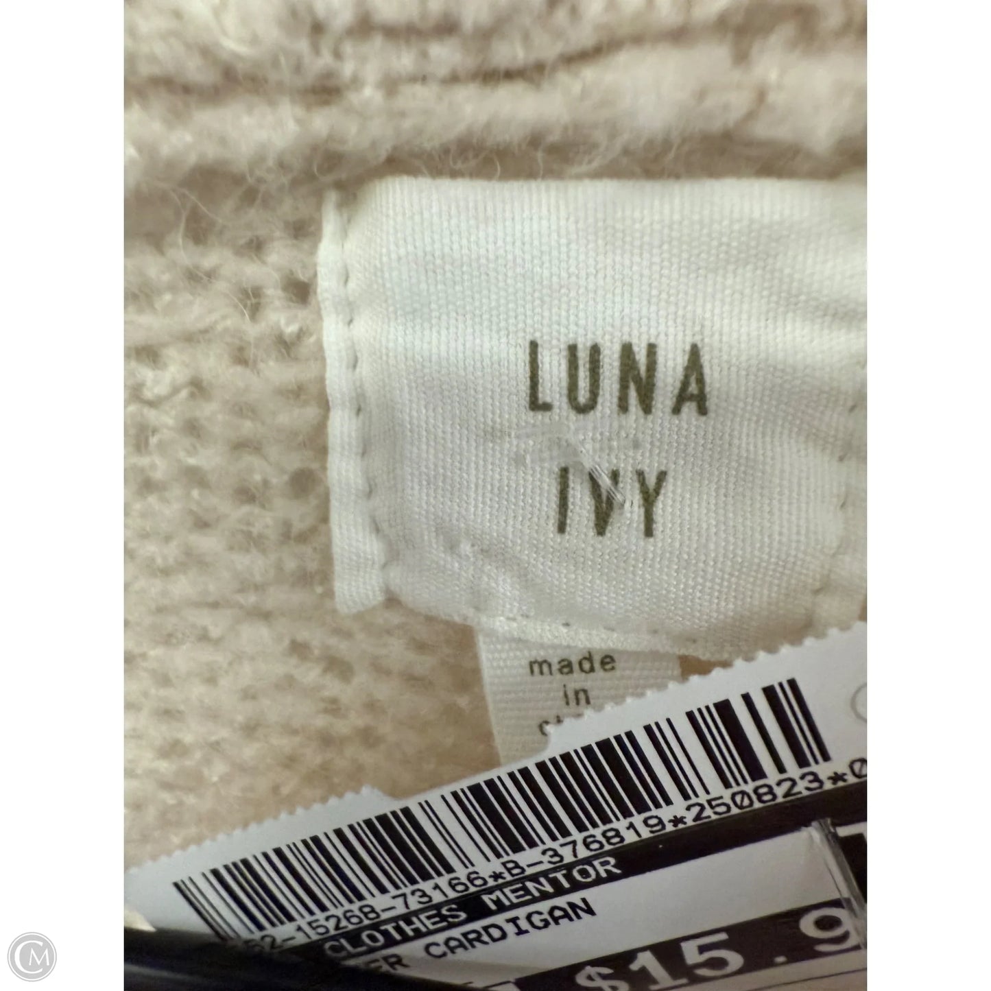 Sweater Cardigan By Clothes Mentor In Cream, Size: S