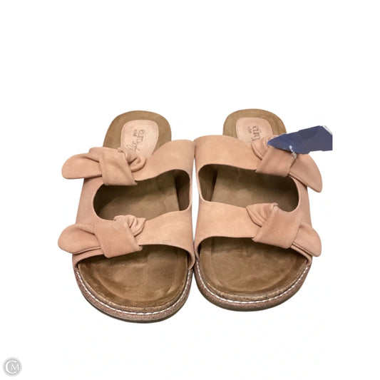 Sandals Flats By Sofft In Brown, Size: 9