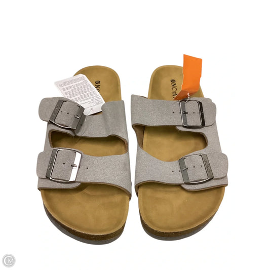 Sandals Flats By Cme In Grey, Size: 9