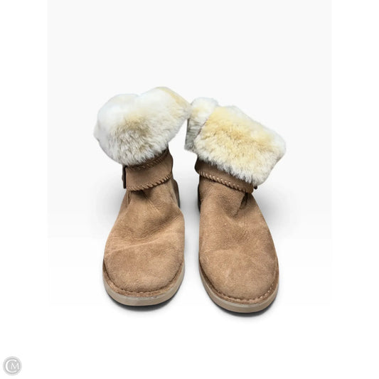 Boots Designer By Ugg In Brown, Size: 8