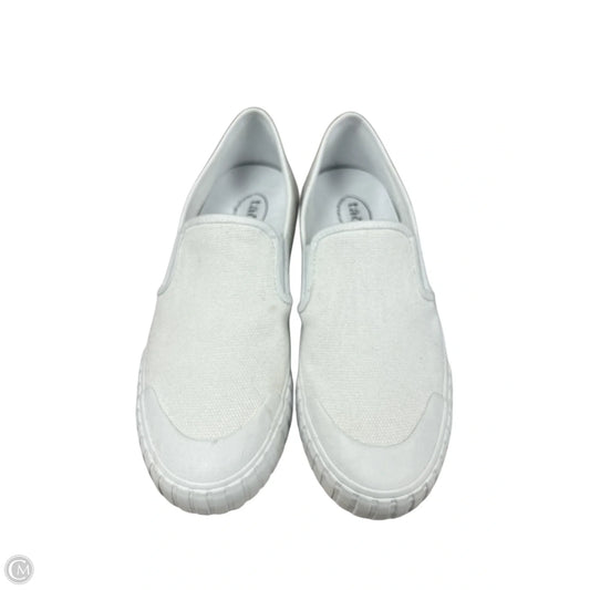 Shoes Sneakers By Taos In White, Size: 7.5