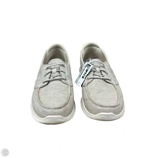 Shoes Flats By Skechers In Tan, Size: 6