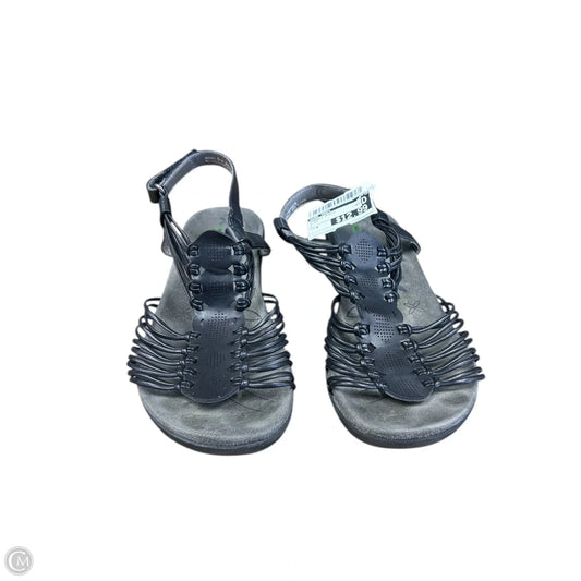 Sandals Flats By Bare Traps In Black, Size: 9