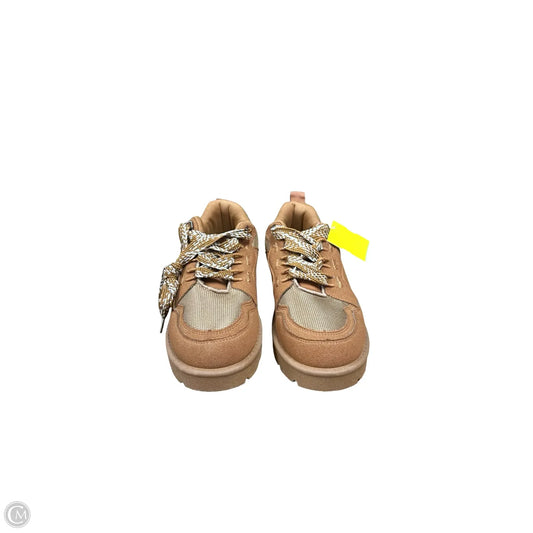 Shoes Sneakers By Clothes Mentor In Brown, Size: 10