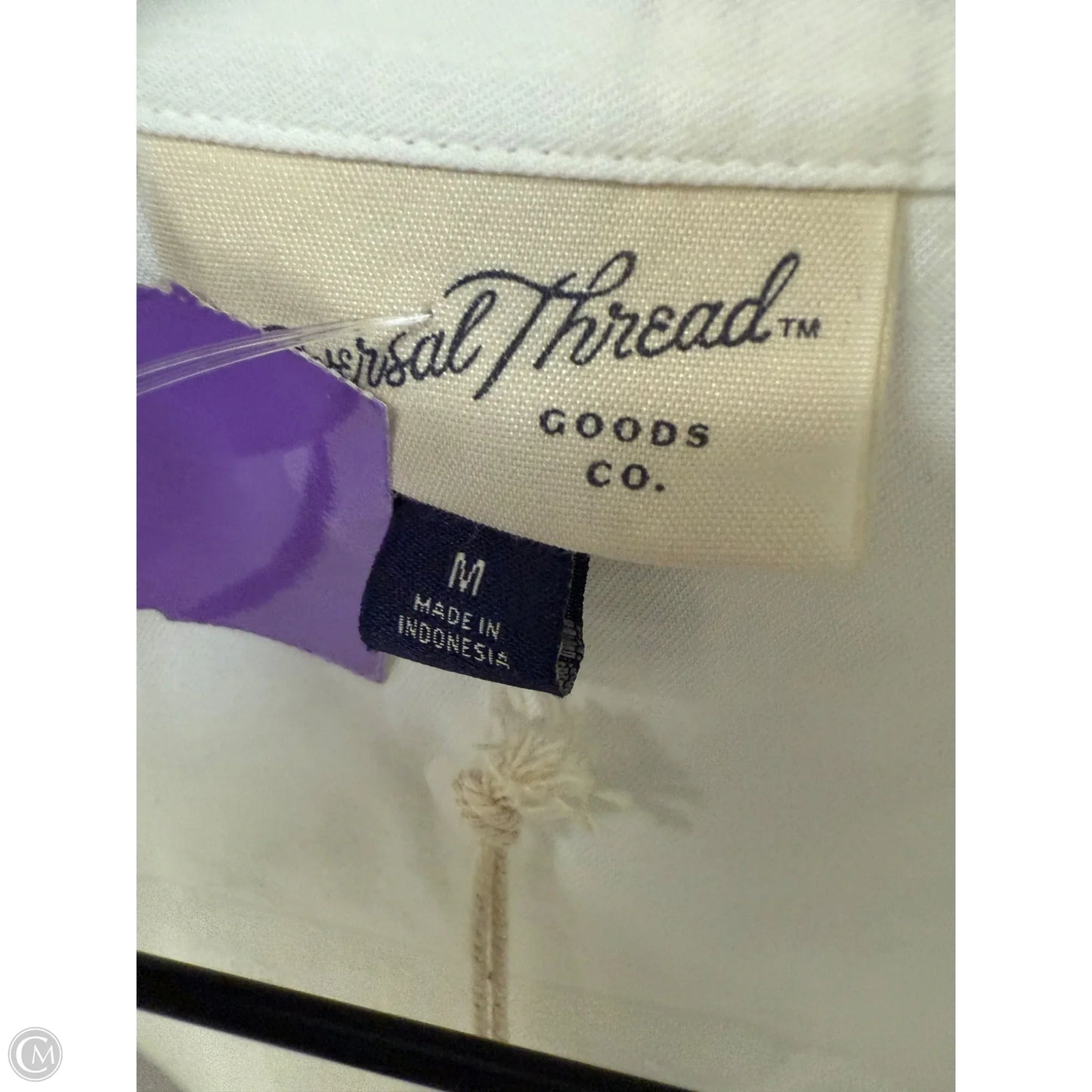 Blouse Long Sleeve By Universal Thread In White, Size: M