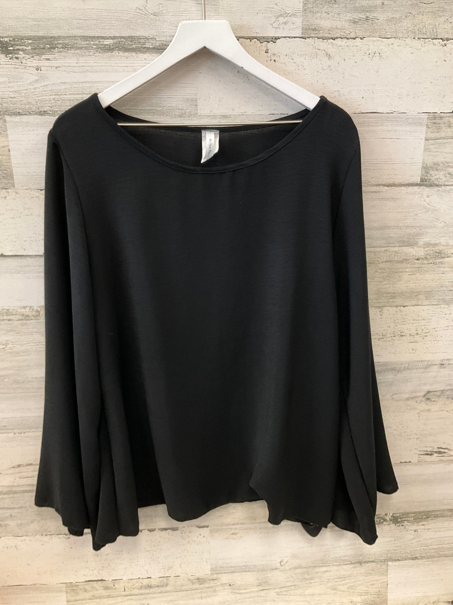 Top Long Sleeve By Clothes Mentor In Black, Size: 1x