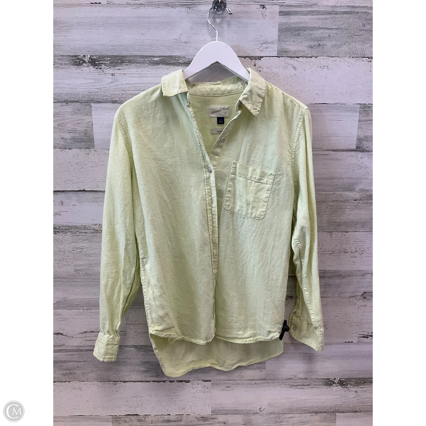 Top Long Sleeve By Universal Thread In Green, Size: S