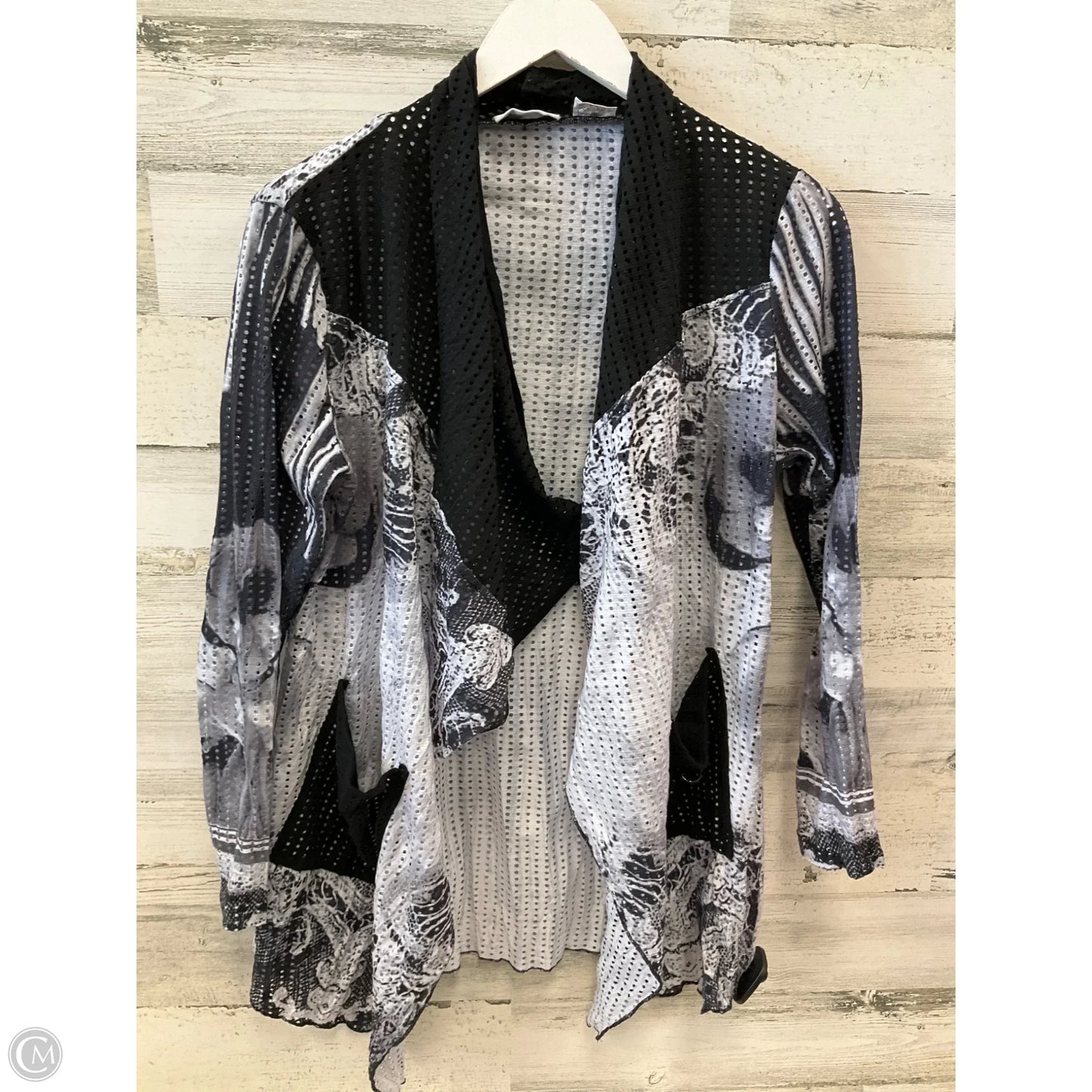 Cardigan By Clothes Mentor In Black & White, Size: S