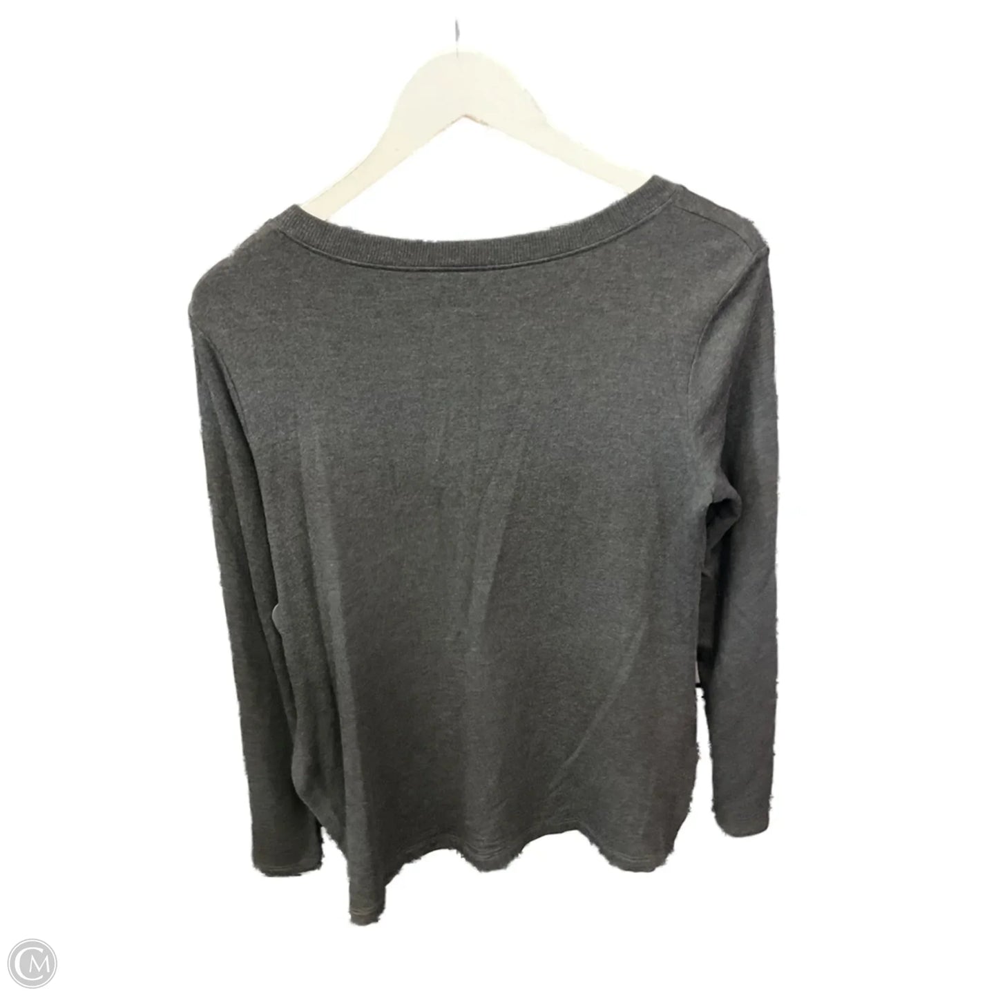 Athletic Top Long Sleeve Crewneck By Beyond Yoga In Grey, Size: S