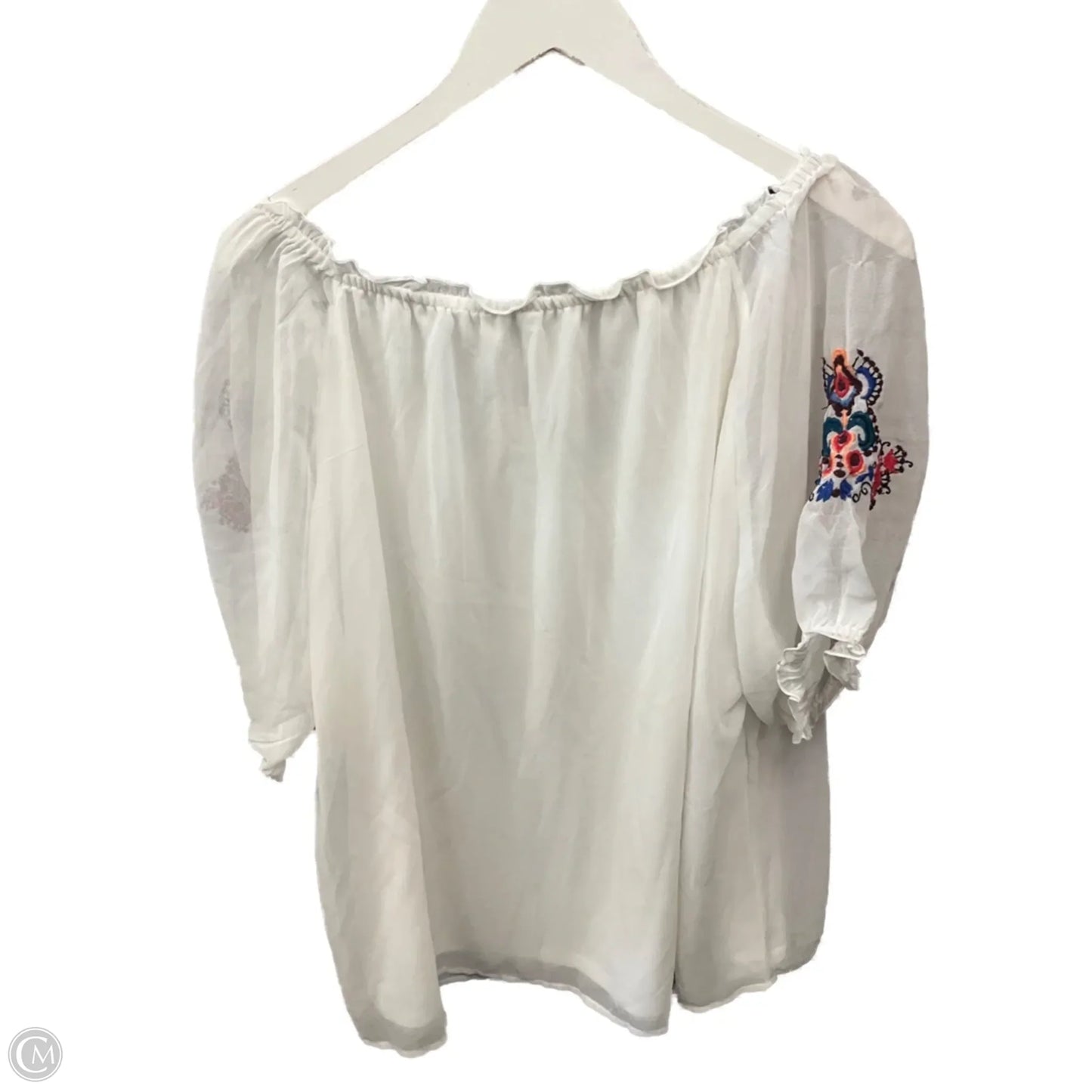 Top Short Sleeve By Cato In White, Size: 1x