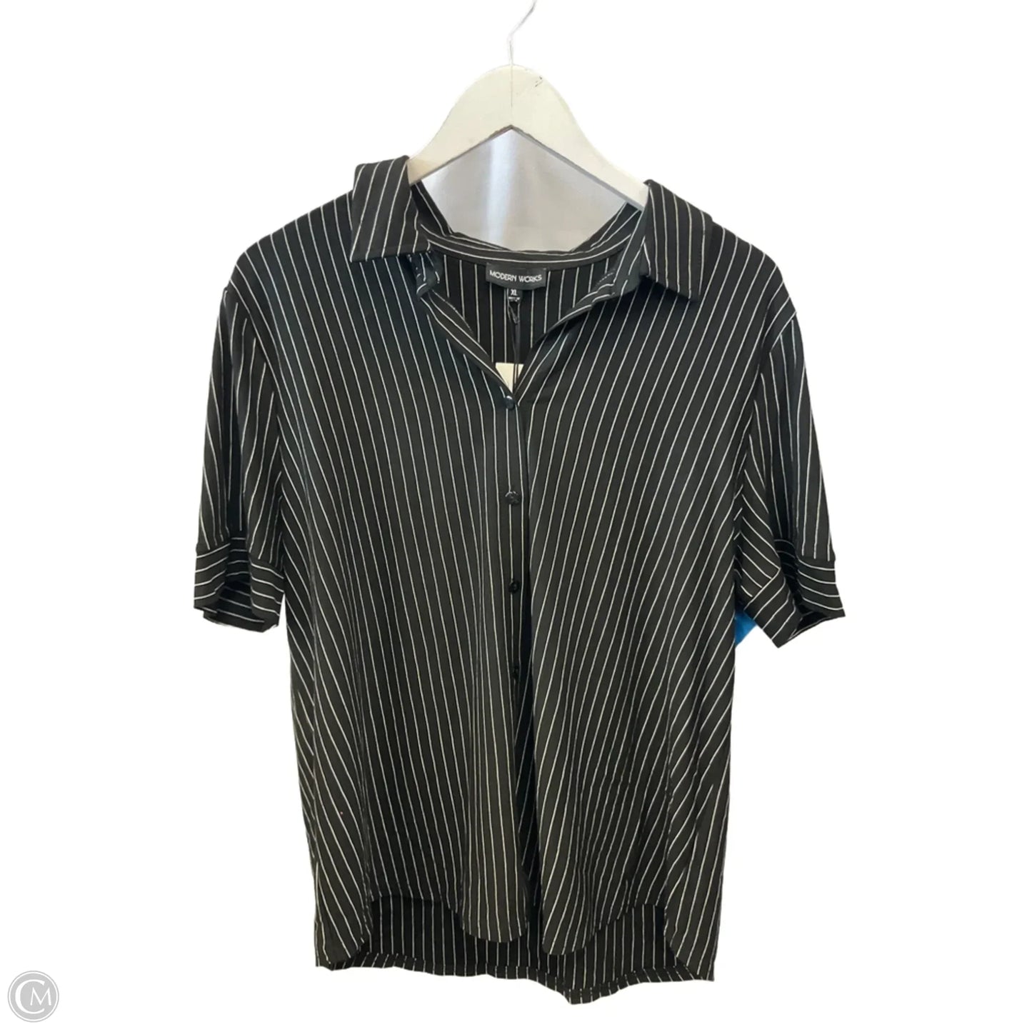 Top Short Sleeve By Modern Works In Black & White, Size: Xl