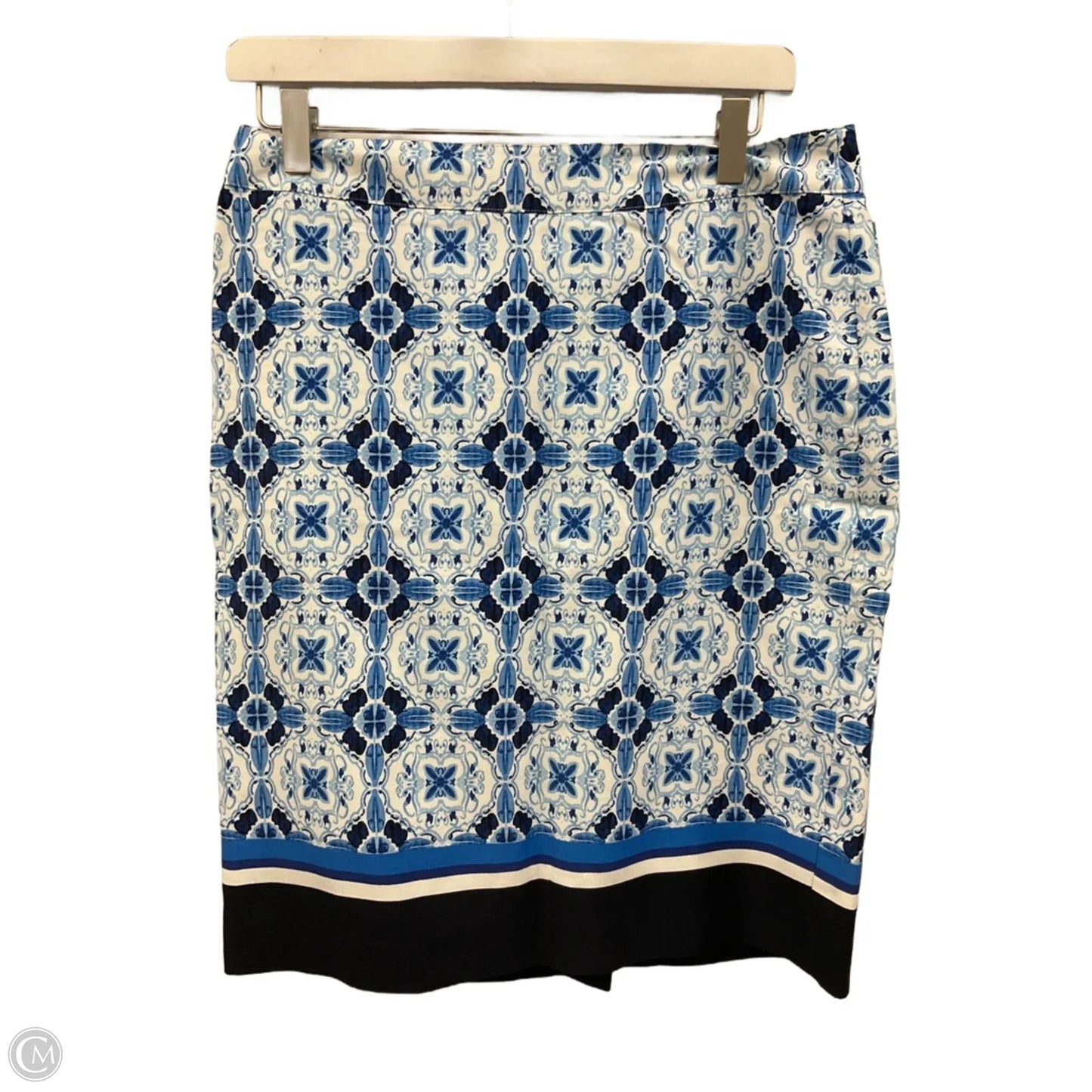 Skirt Mini & Short By Van Heusen In Blue & White, Size: 6