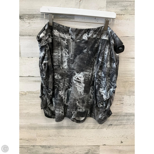 Shorts By White Birch In Grey, Size: 22