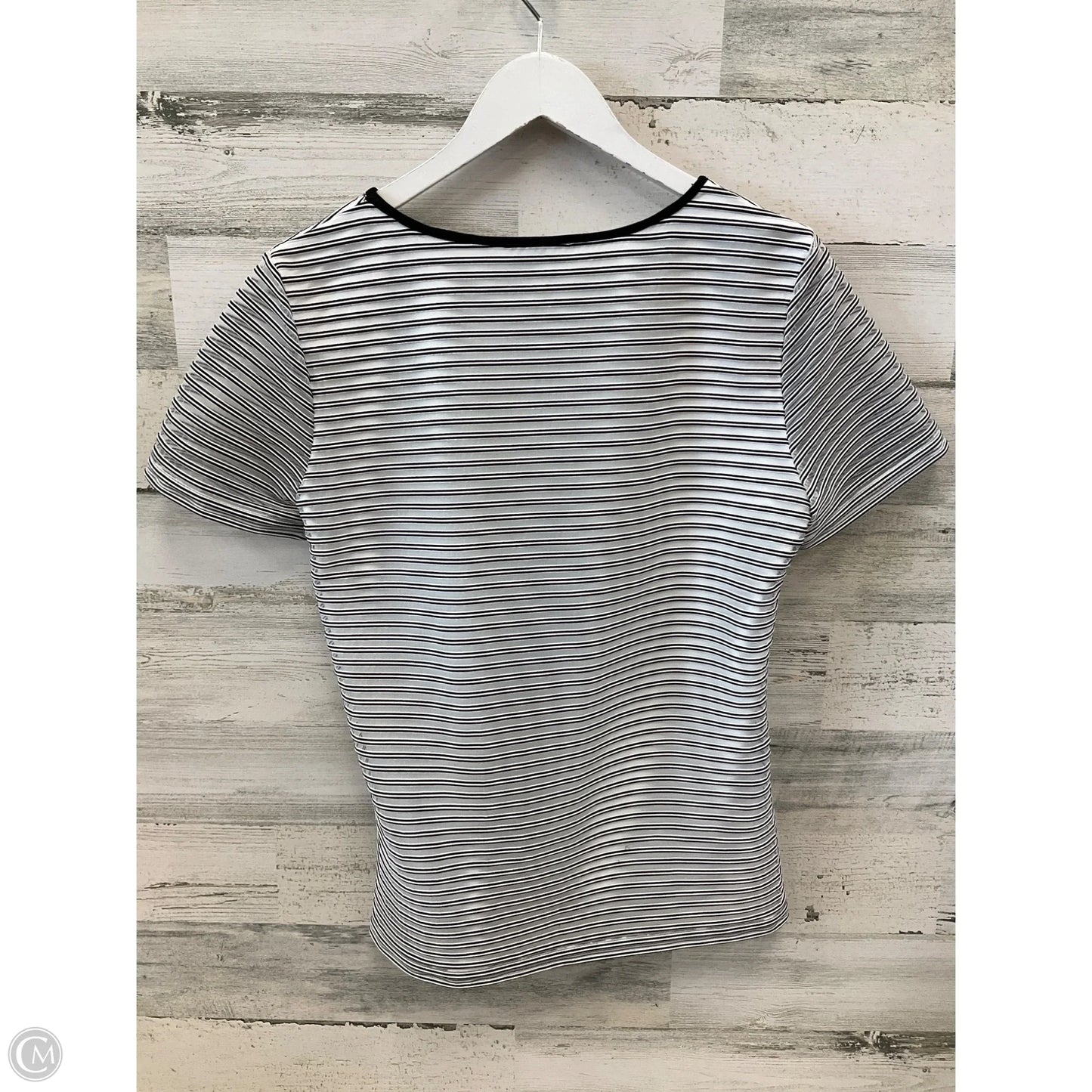 Top Short Sleeve By Calvin Klein In White, Size: M