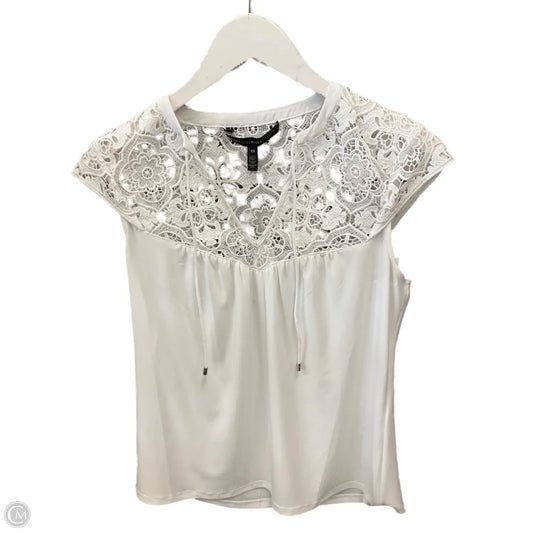 Blouse Sleeveless By White House Black Market In Ivory, Size: Xs