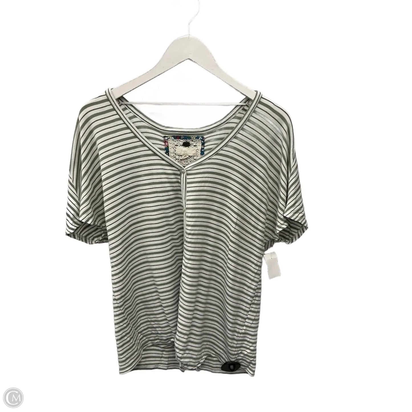 Top Short Sleeve By Cupio In Green, Size: M