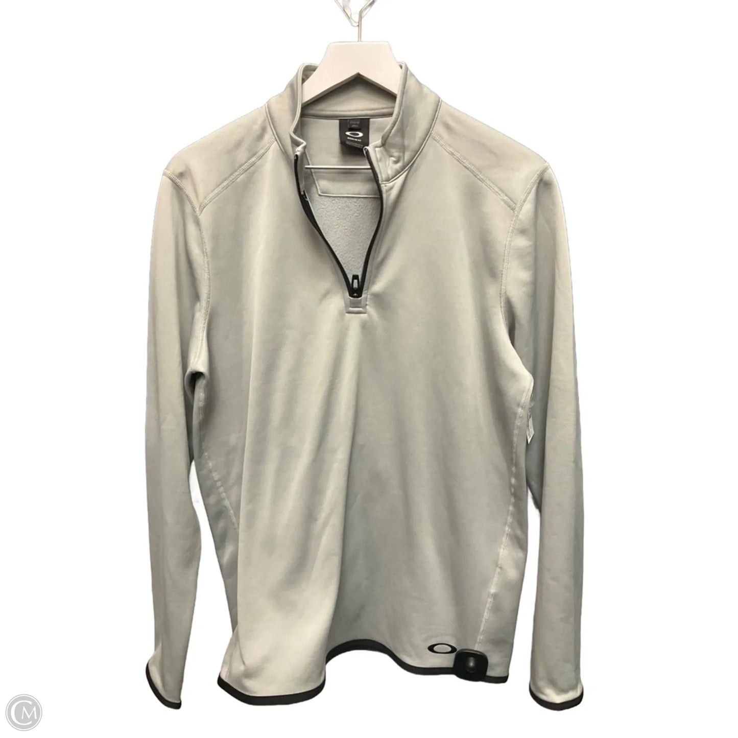 Athletic Top Long Sleeve Crewneck By Oakley In Grey, Size: Xs