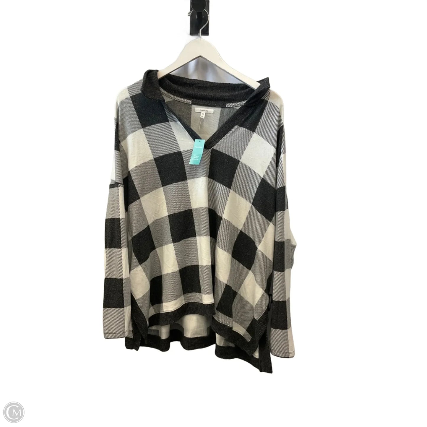Top Long Sleeve By Maurices In Black & White, Size: Xl