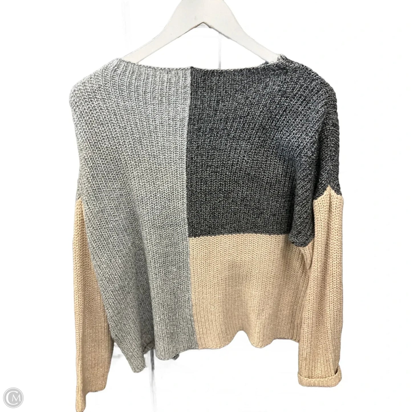 Sweater By Clothes Mentor In Grey, Size: M