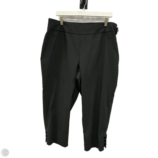 Capris By Clothes Mentor In Black, Size: 18