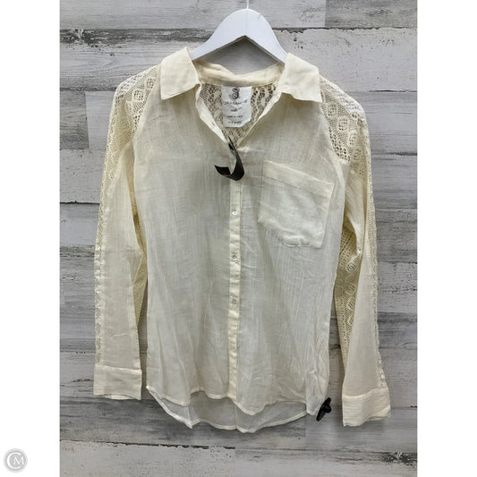Top Long Sleeve By Clothes Mentor In Cream, Size: S