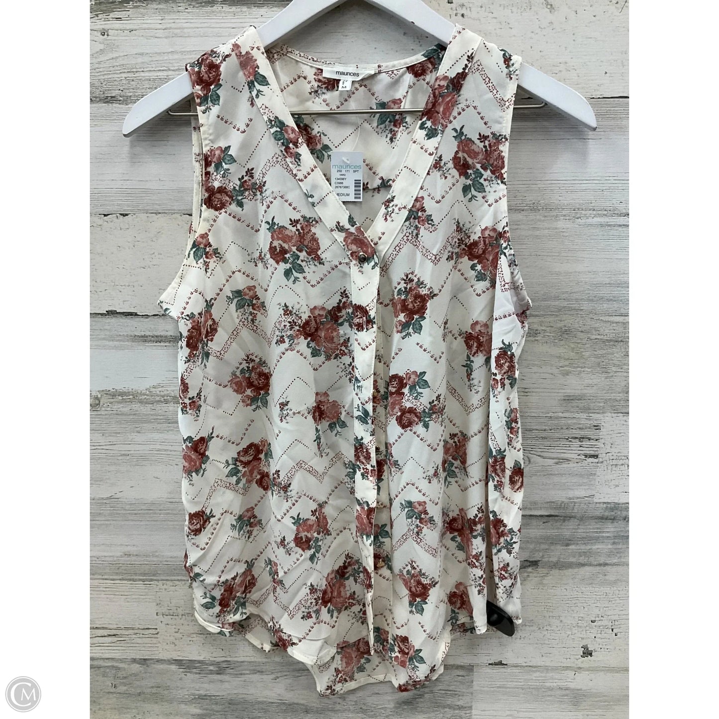 Top Sleeveless By Maurices In Cream, Size: M