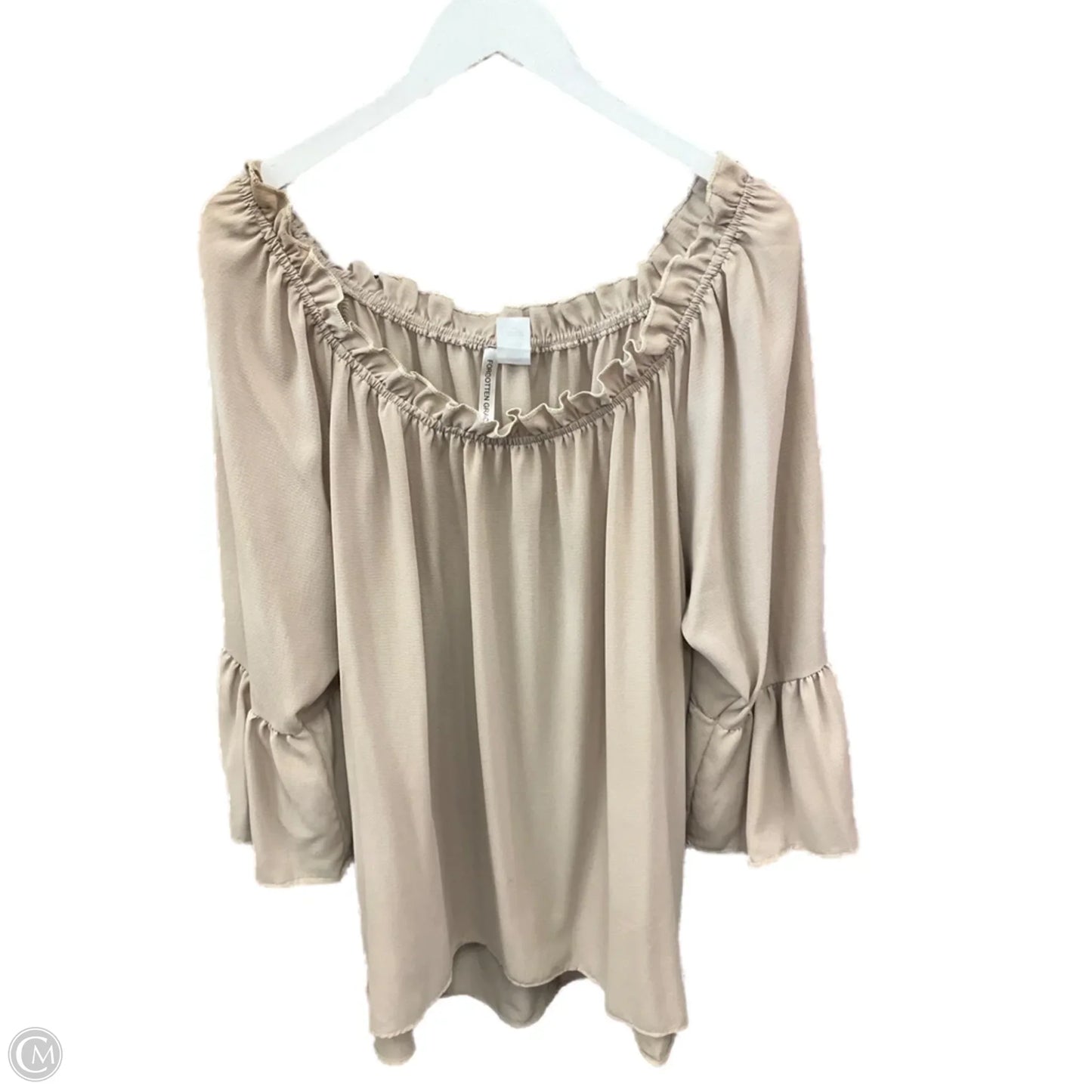 Top Short Sleeve By Clothes Mentor In Beige, Size: Xxl