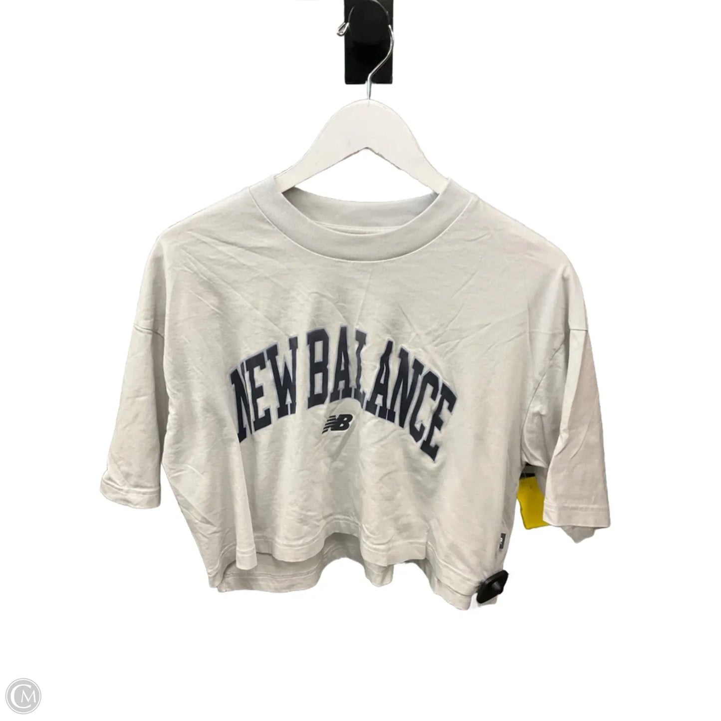 Athletic Top Short Sleeve By New Balance In Grey, Size: M