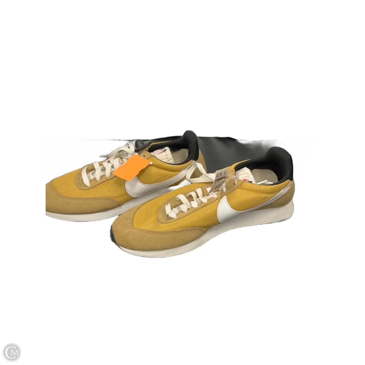 Shoes Athletic By Nike In Yellow, Size: 11