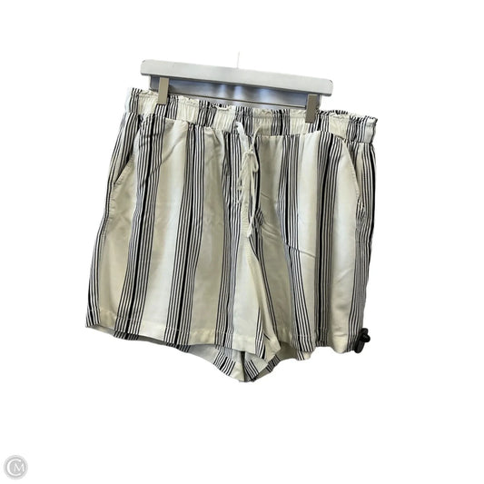 Shorts By Lane Bryant In Cream, Size: 18