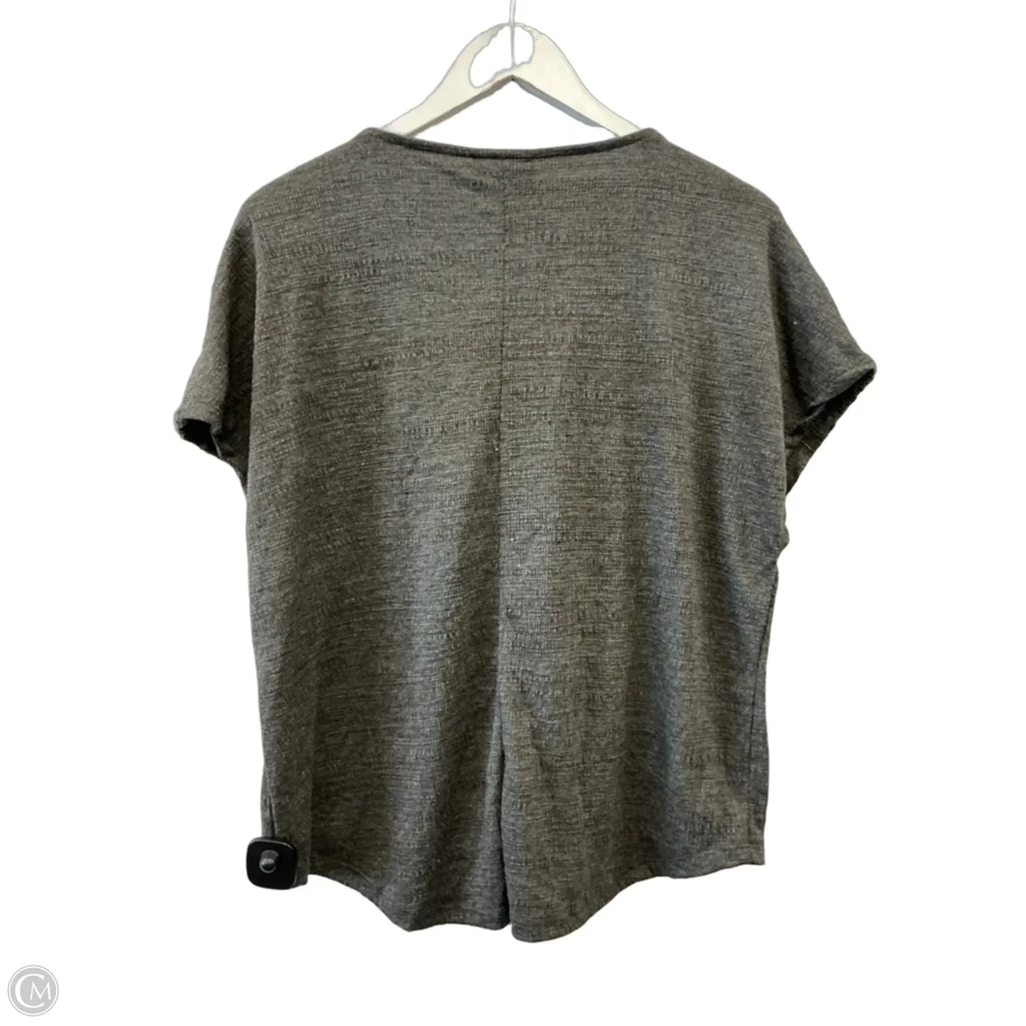 Top Short Sleeve By Cable And Gauge In Grey, Size: L