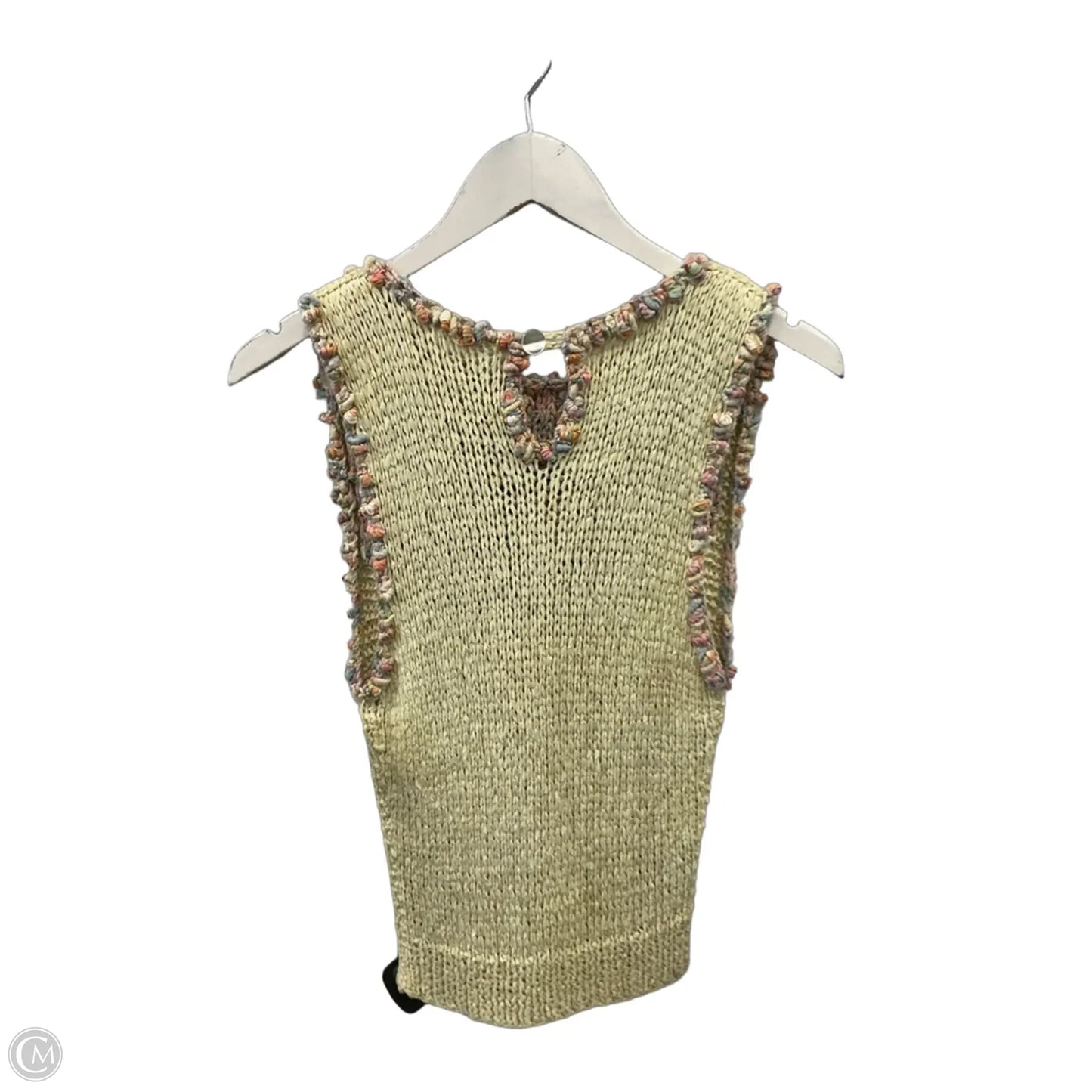 Top Sleeveless By Clothes Mentor In Cream, Size: M