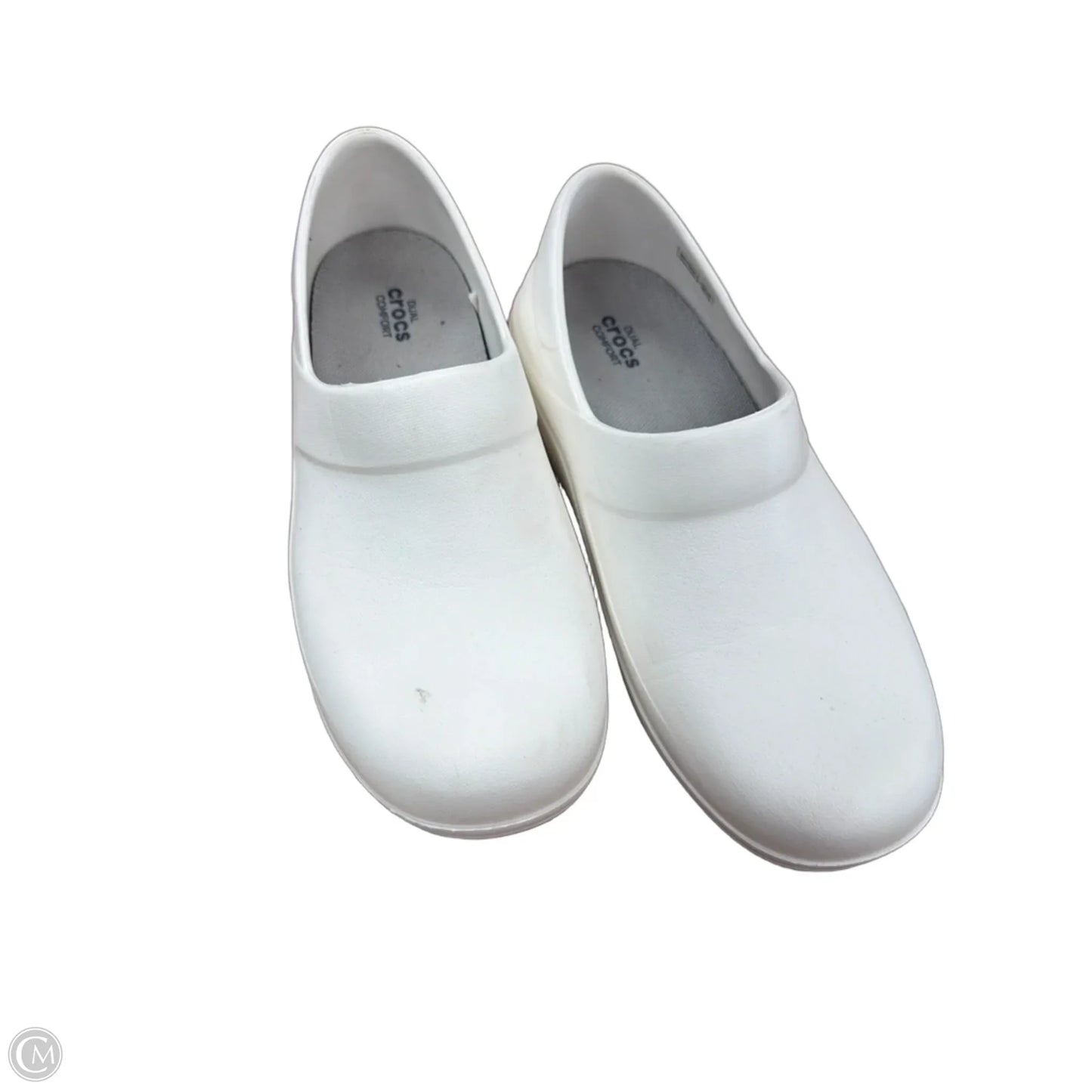 Shoes Flats By Crocs In White, Size: 8