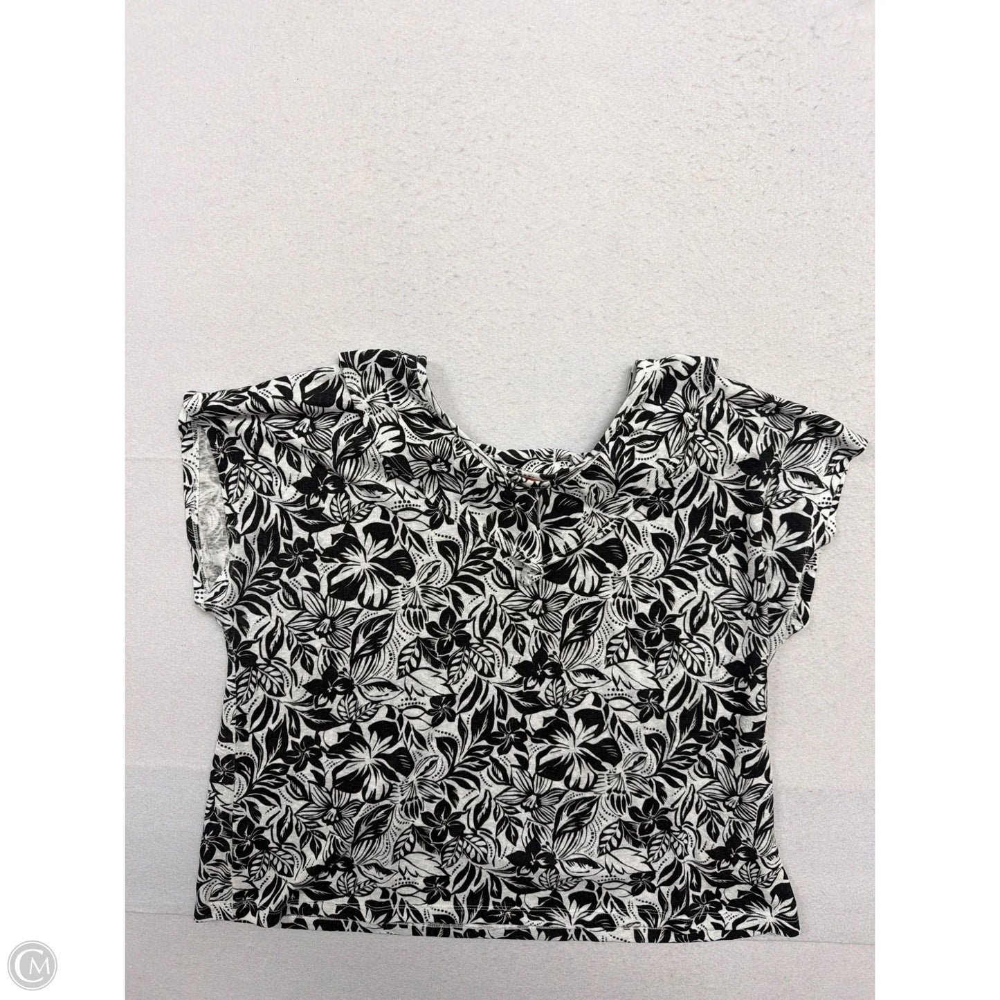 Top Short Sleeve By Hearts Of Palm In Black & White, Size: Xl