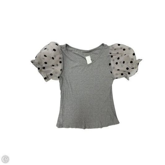 Top Short Sleeve By Clothes Mentor In Grey, Size: 1x