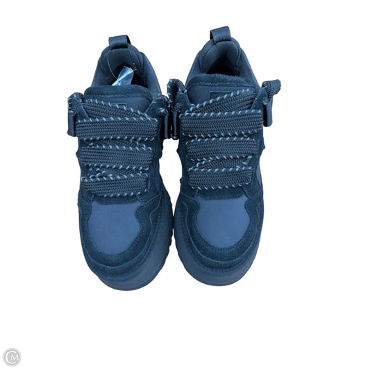 Shoes Designer By Ugg In Black, Size: 8