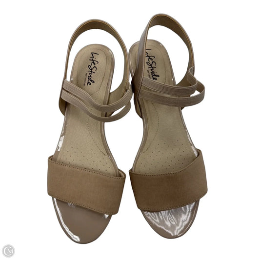 Sandals Flats By Life Stride In Tan, Size: 10