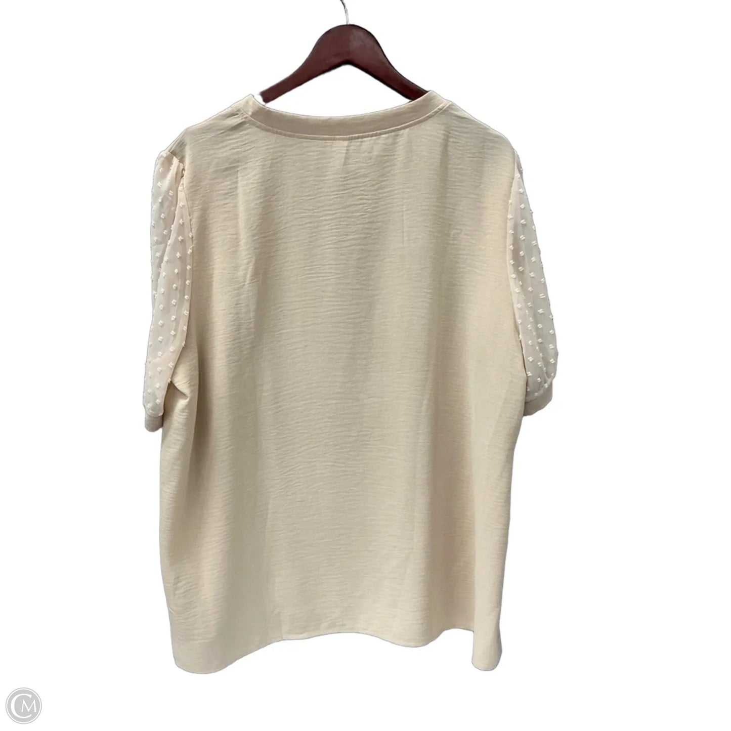 Top Short Sleeve By Clothes Mentor In Tan, Size: 1x