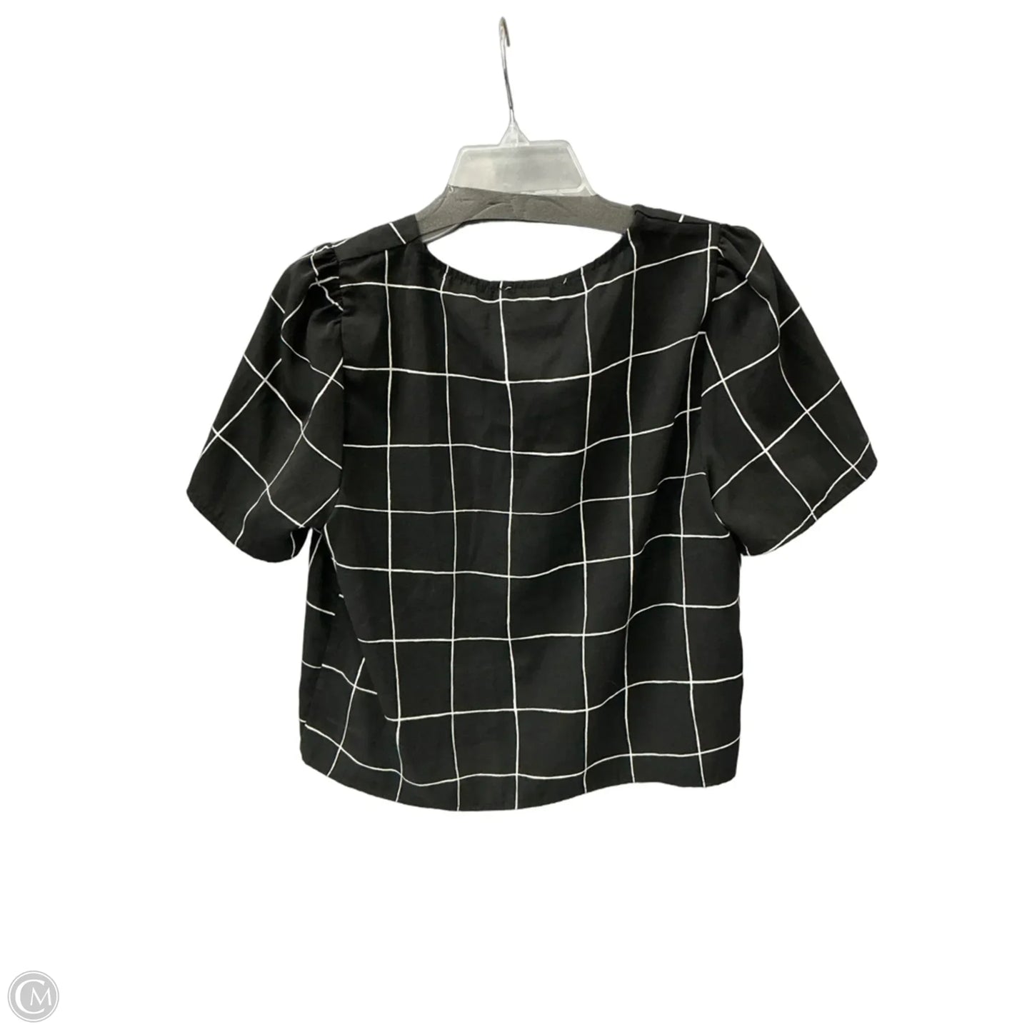 Top Short Sleeve By Urban Romantics In Black, Size: M