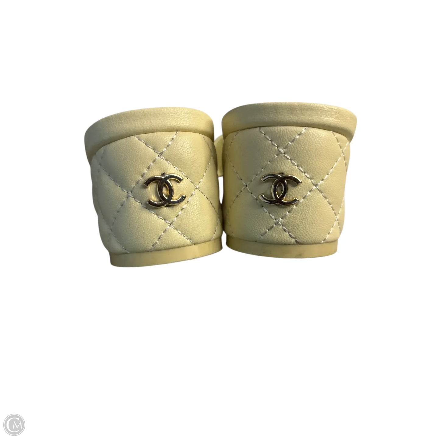 Shoes Luxury Designer By Chanel In Cream