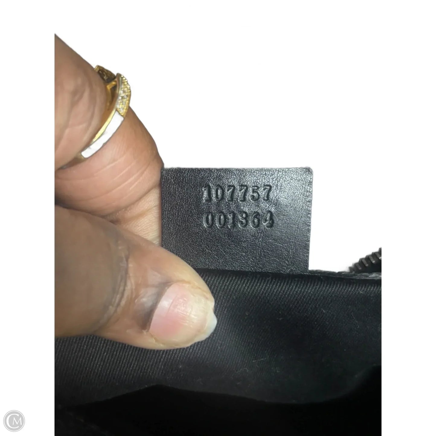 Handbag Luxury Designer By Gucci, Size: Medium