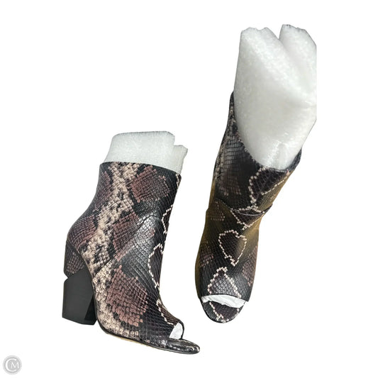 Boots Ankle Heels By Vince Camuto In Snakeskin Print, Size: 6