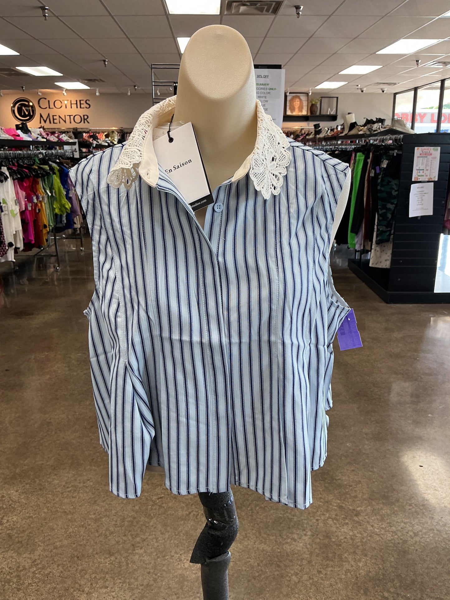 Top Sleeveless By En Saison In Blue, Size:L