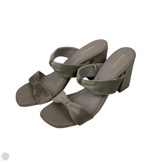 Sandals Heels Block By Cmc In Grey, Size: 9