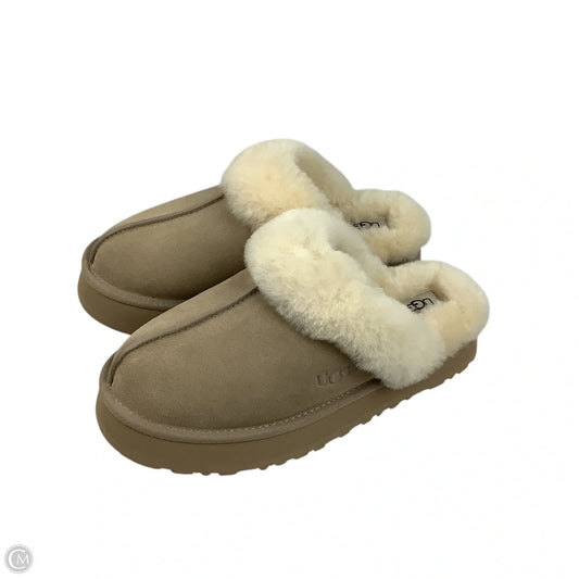 Boots Designer By Ugg In Cream, Size: 10